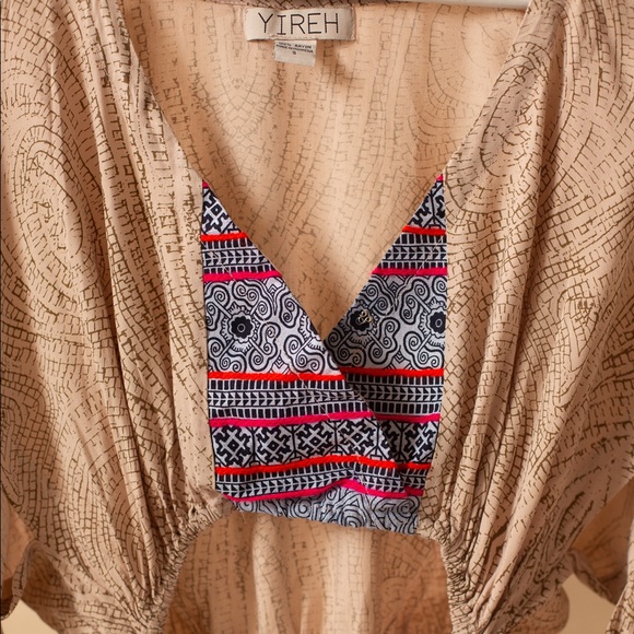 Long sleeve cutout waist romper - Picture 6 of 6